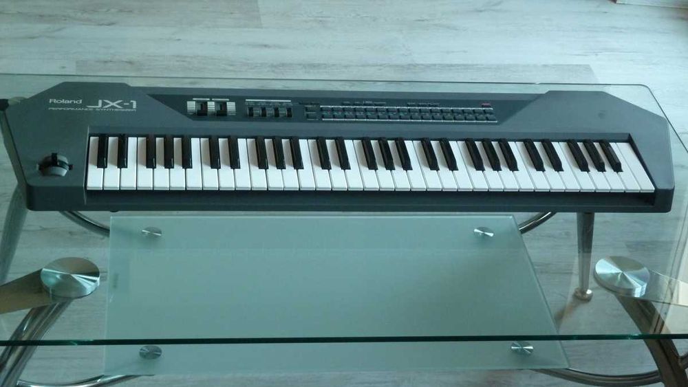 Syntezator ROLAND JX-1 - 1991 r. (oryg. futerał) - STAN KOLEKCJONERSKI