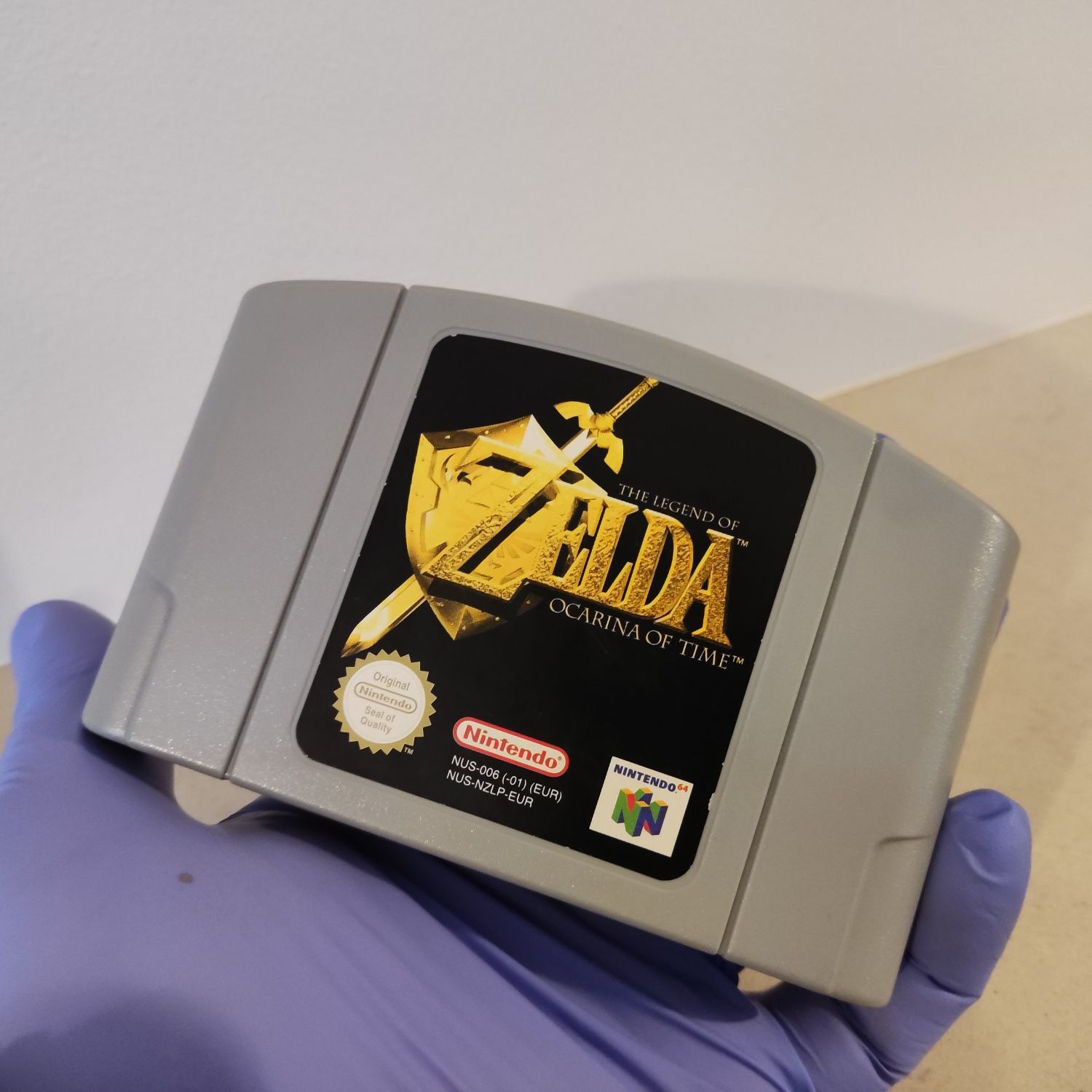 The Legend of Zelda Ocarina of Time - Nintendo 64 Cartridge