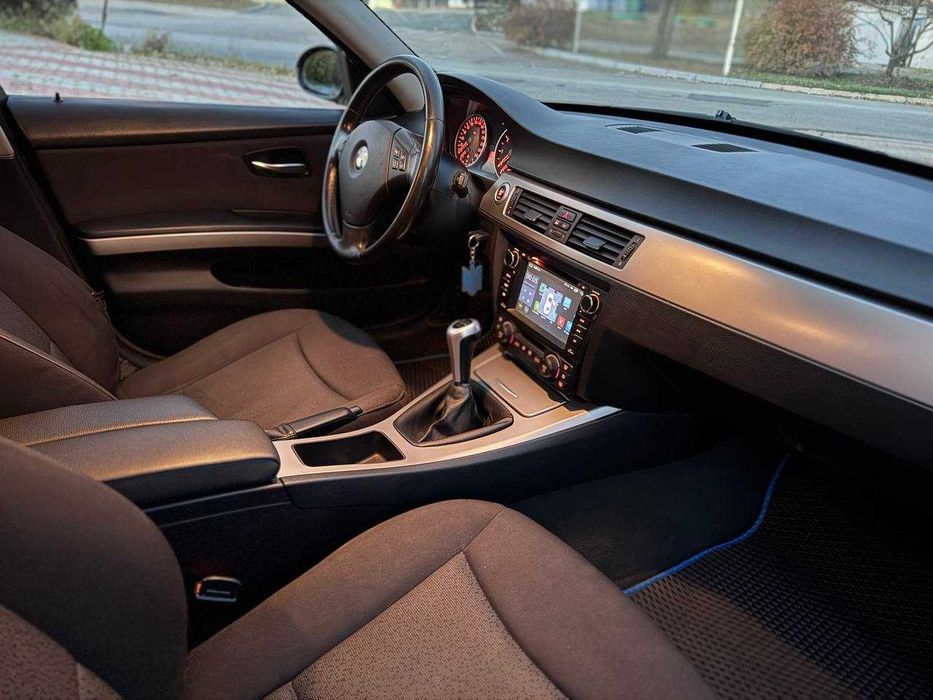 BMW 320 E90 2005 2.0 Мкпп-6
