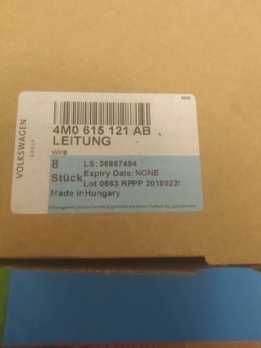 Датчик износа тормозных колодок передний АУДИ 4M0615121AB