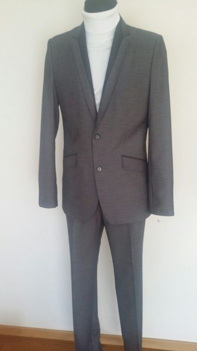 Garnitur męski nowy szykowny, nowoczesny