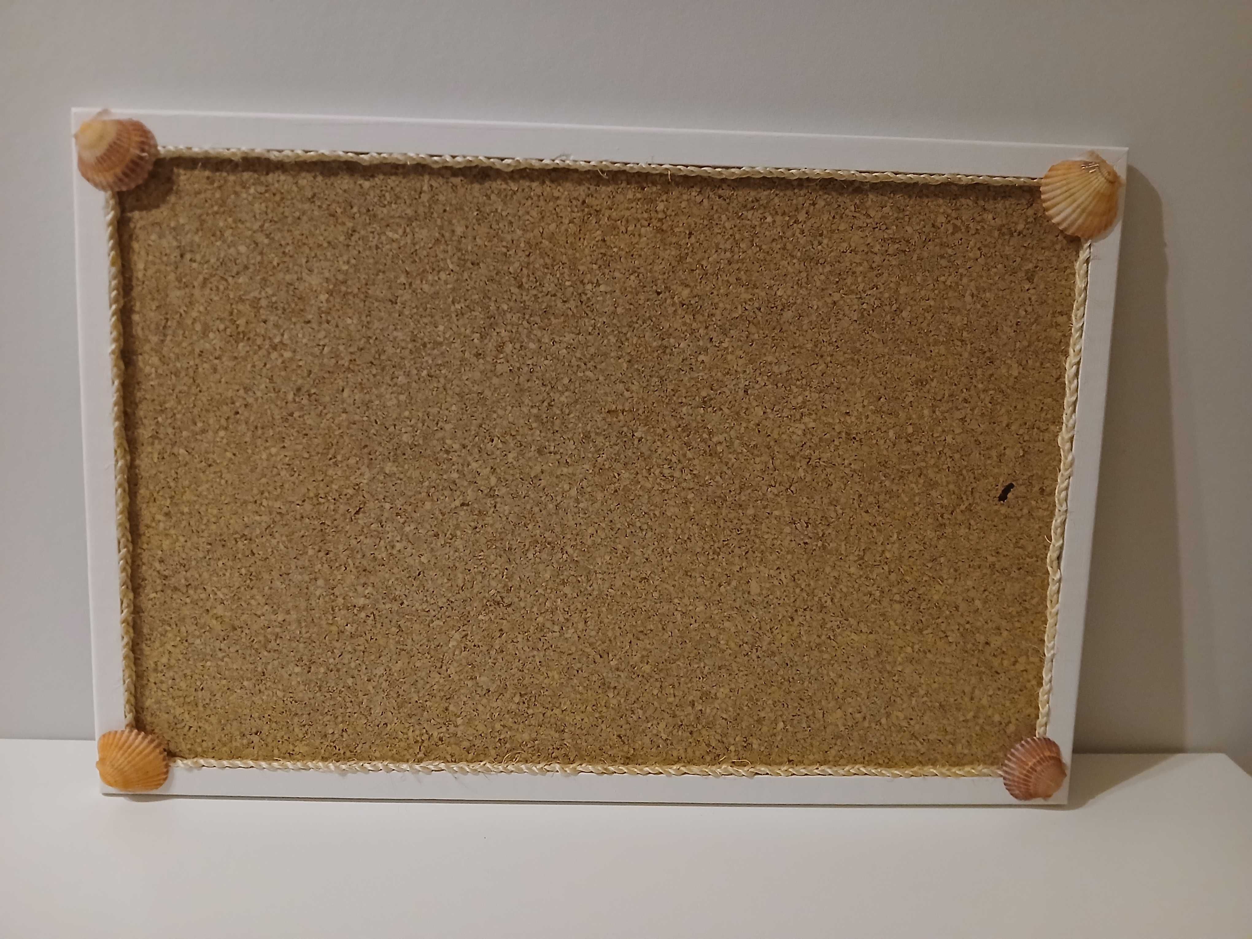 Quadro de cortiça decorado
