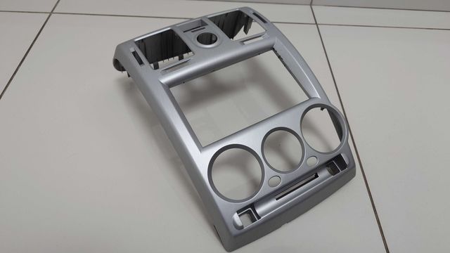 Рамка магнитолы центральная консоль Hyundai Getz