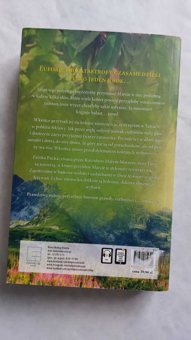 Amulet Roma J. Fiszer ksiazka seria powieść