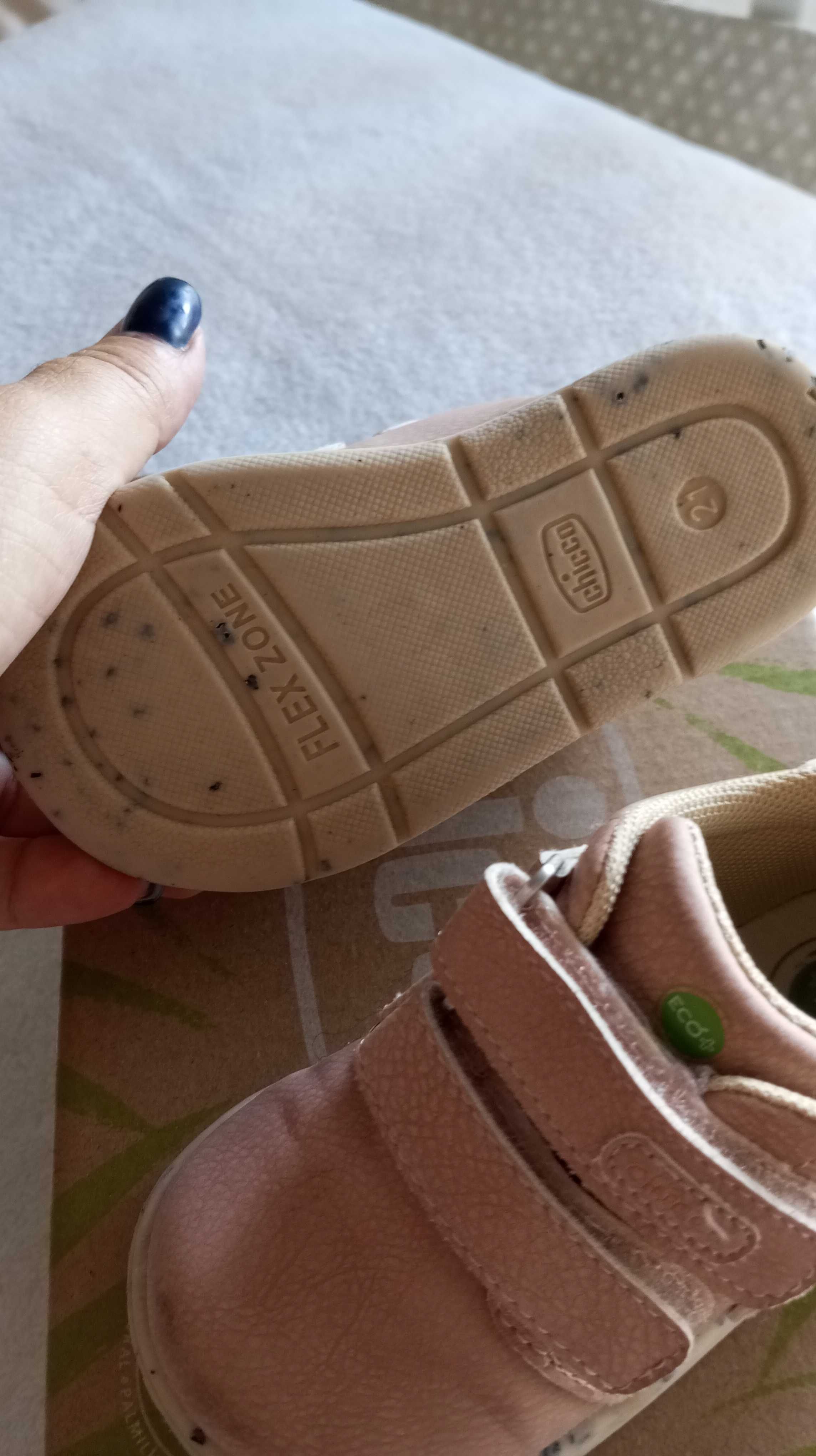 Sapatos Chicco tamanho 21