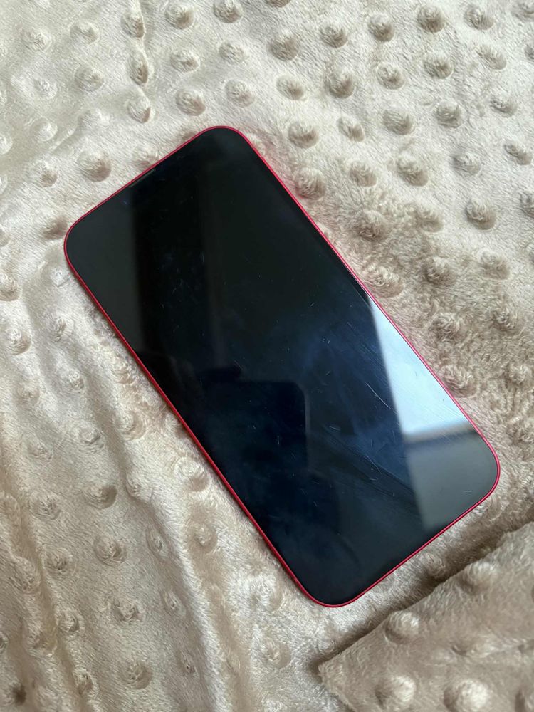Iphone 14 plus czerwony