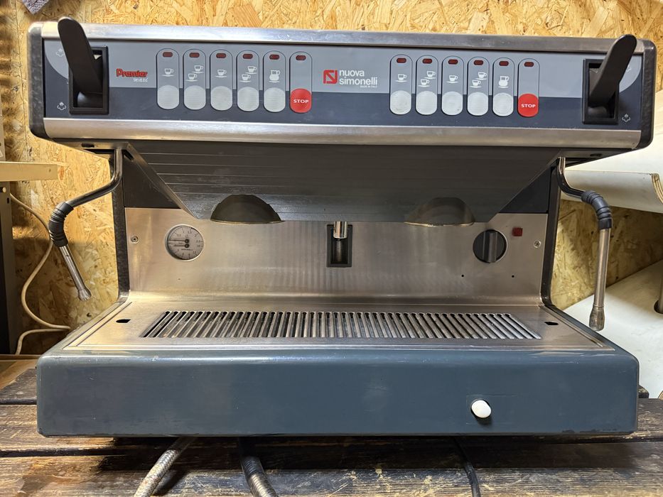 Кавова машина Nuova Simonelli