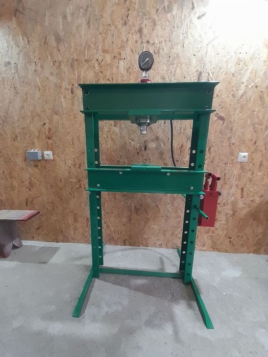Гідравлічний прес 10т 20т 30т
