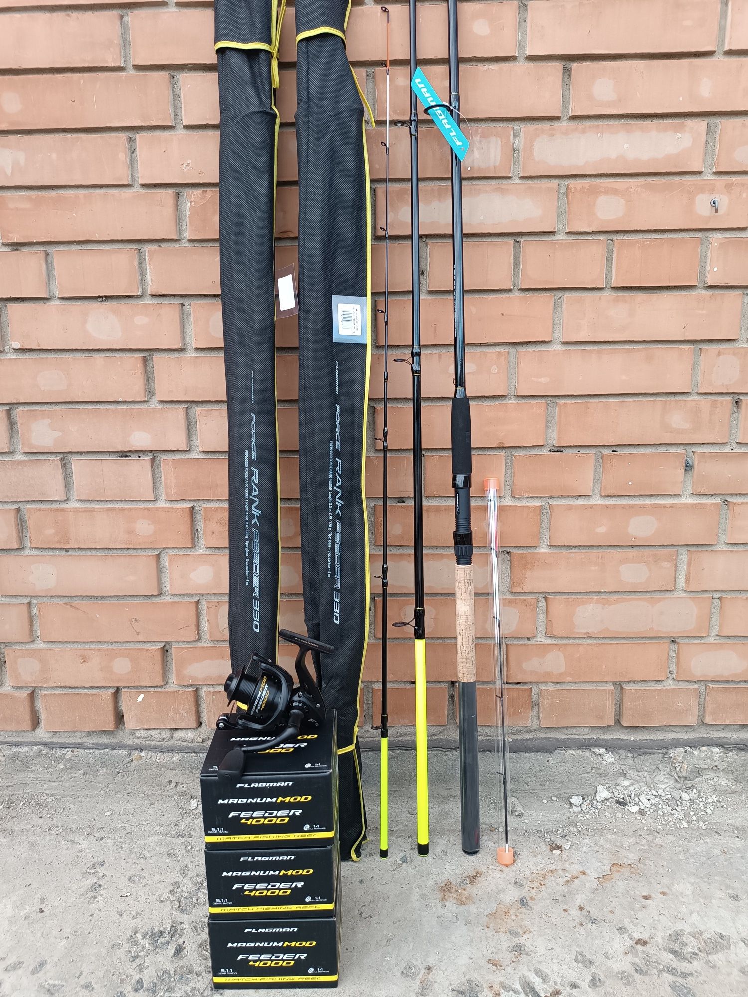 Flagman Force Rank Feeder 3.90 + Flagman Magnum Mod Feeder 4000