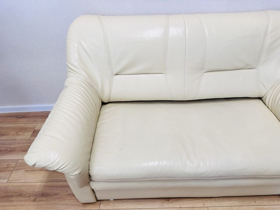 Zadbane kanapy rozkladane - 5 sztuk :)