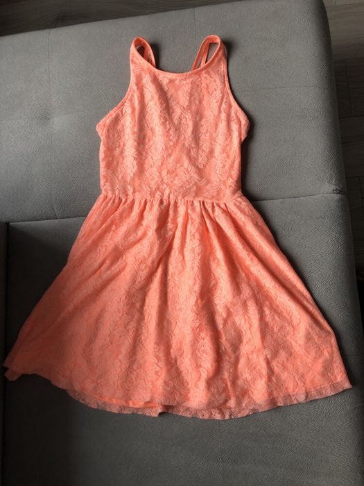 Pomarańczowa sukienka