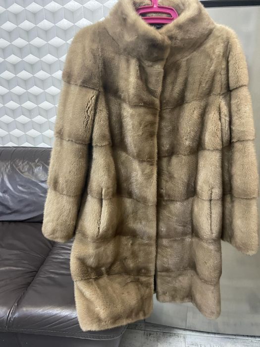 Норковая шуба в ідеальному стані.