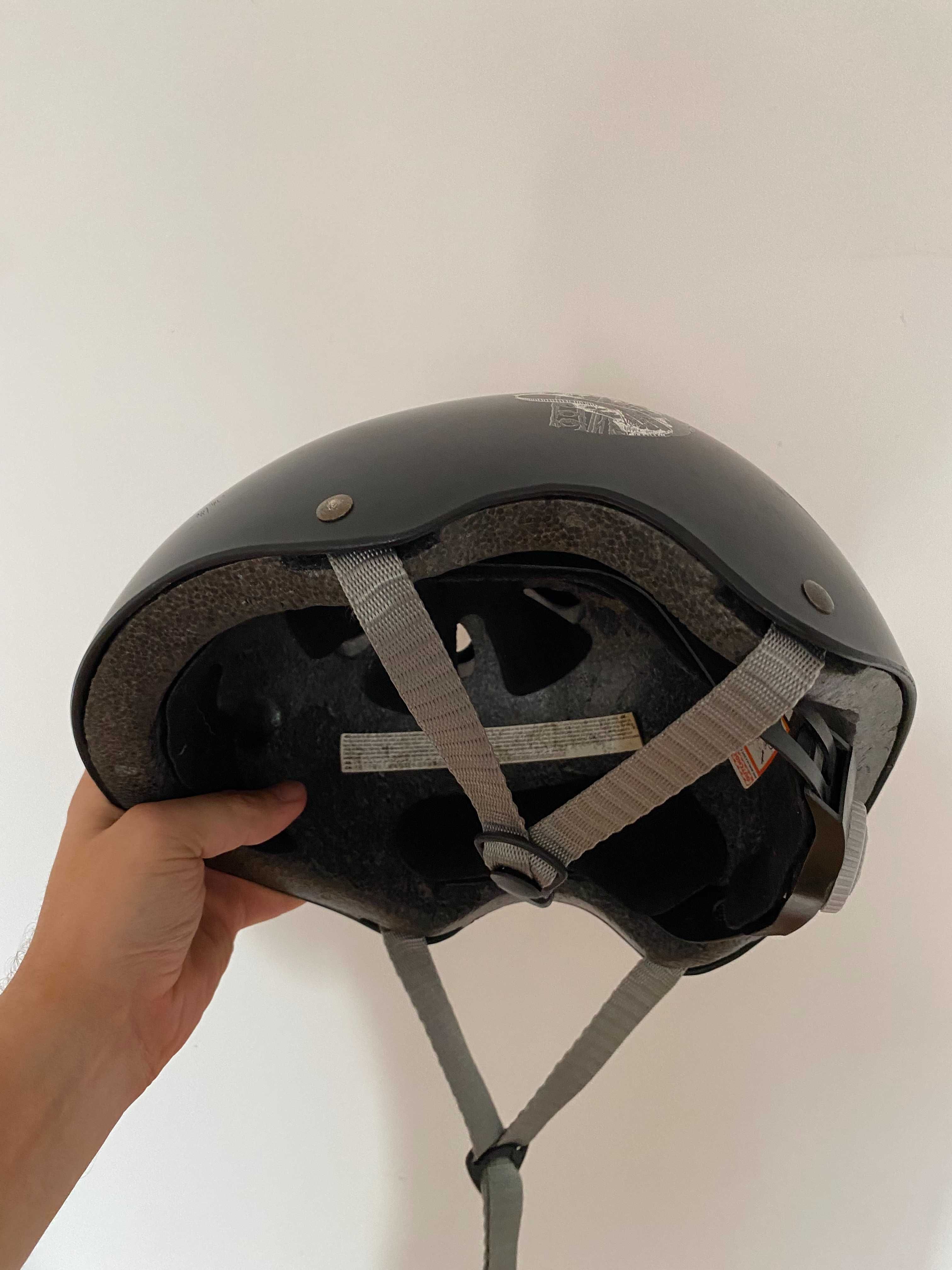 Kask OXELO skateboard, używany jak nowy