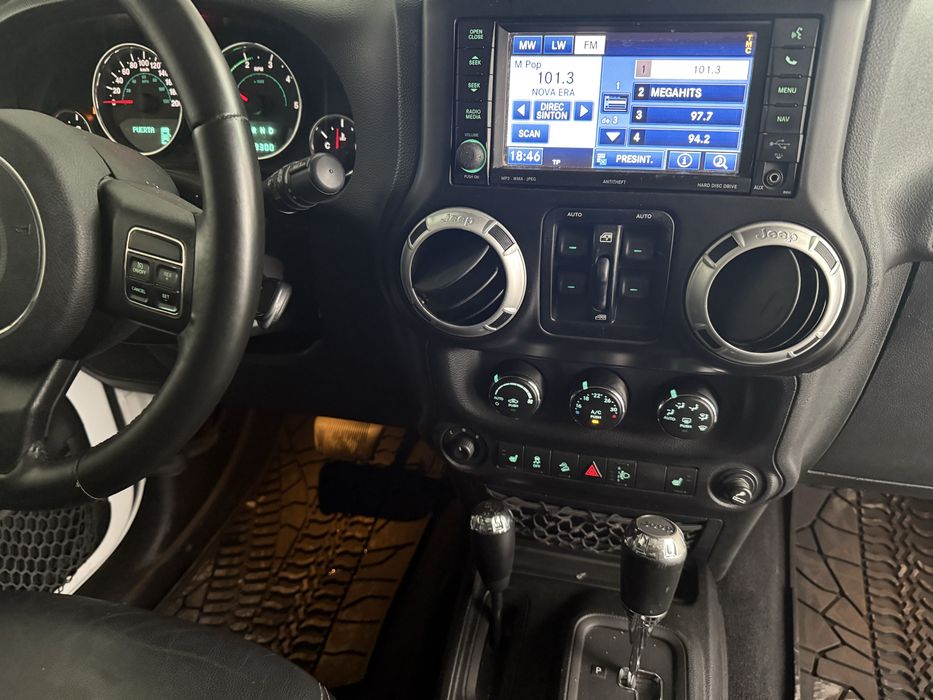 Jeep wrangler Unlimited 2.8 CRD SAHARA