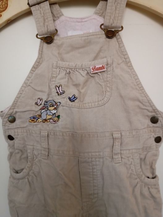 Ogrodniczki sztruksowe dla dziewczynki, rozmiar na 9-12 miesięcy.