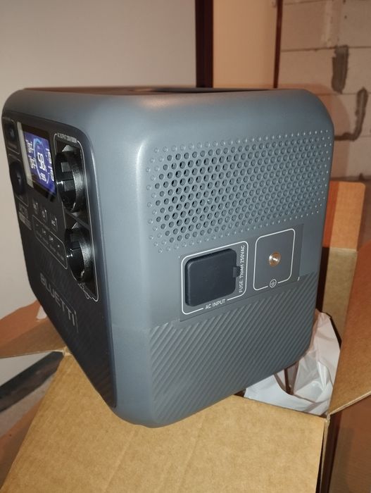 Зарядна станція Bluetti ac70, 1000 Вт