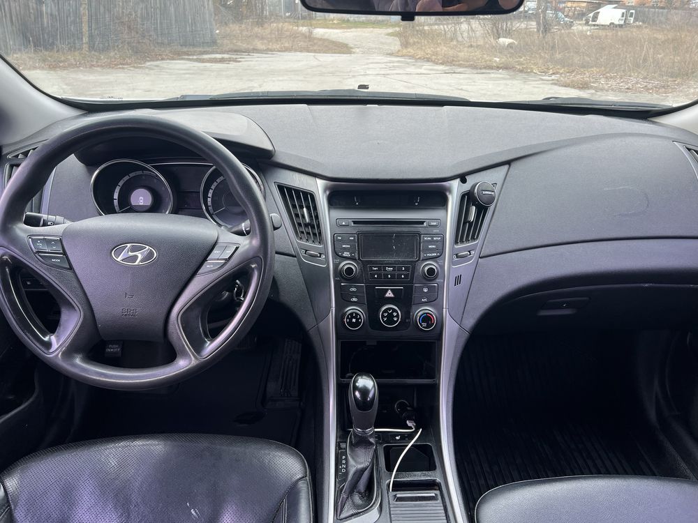 Продам Hyundai Sonata 2014 р 2.0 газ