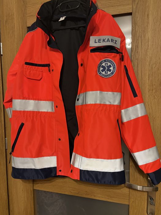 Kurtka medyczna