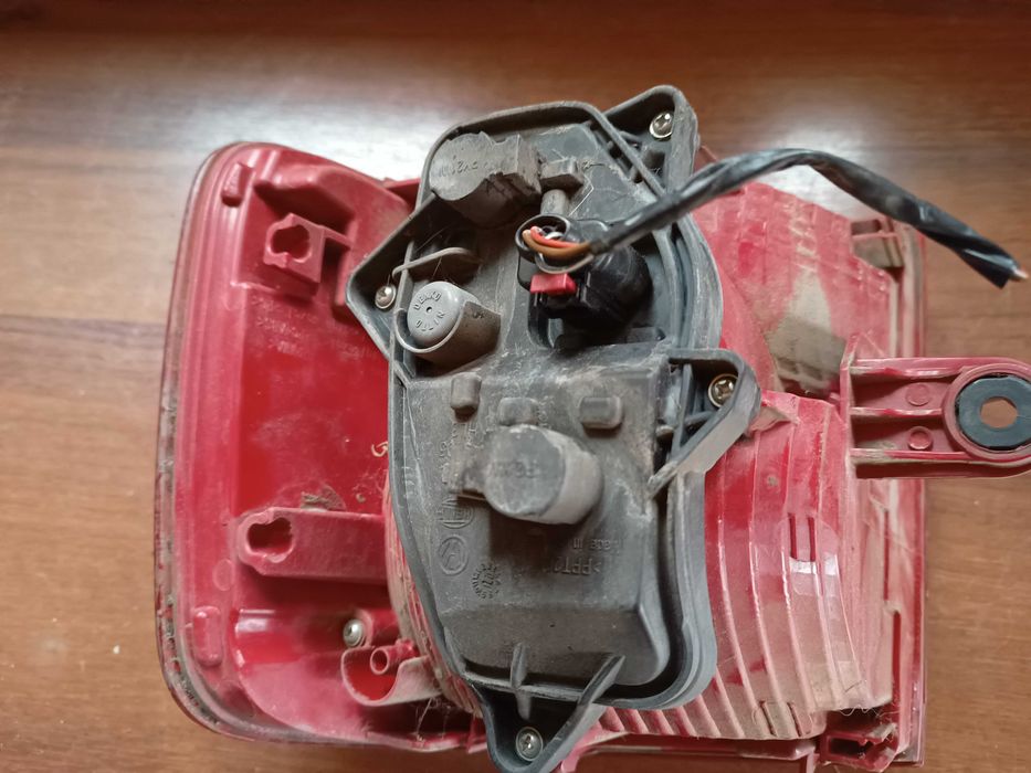 Lampa z wkładem VW Touran 2011