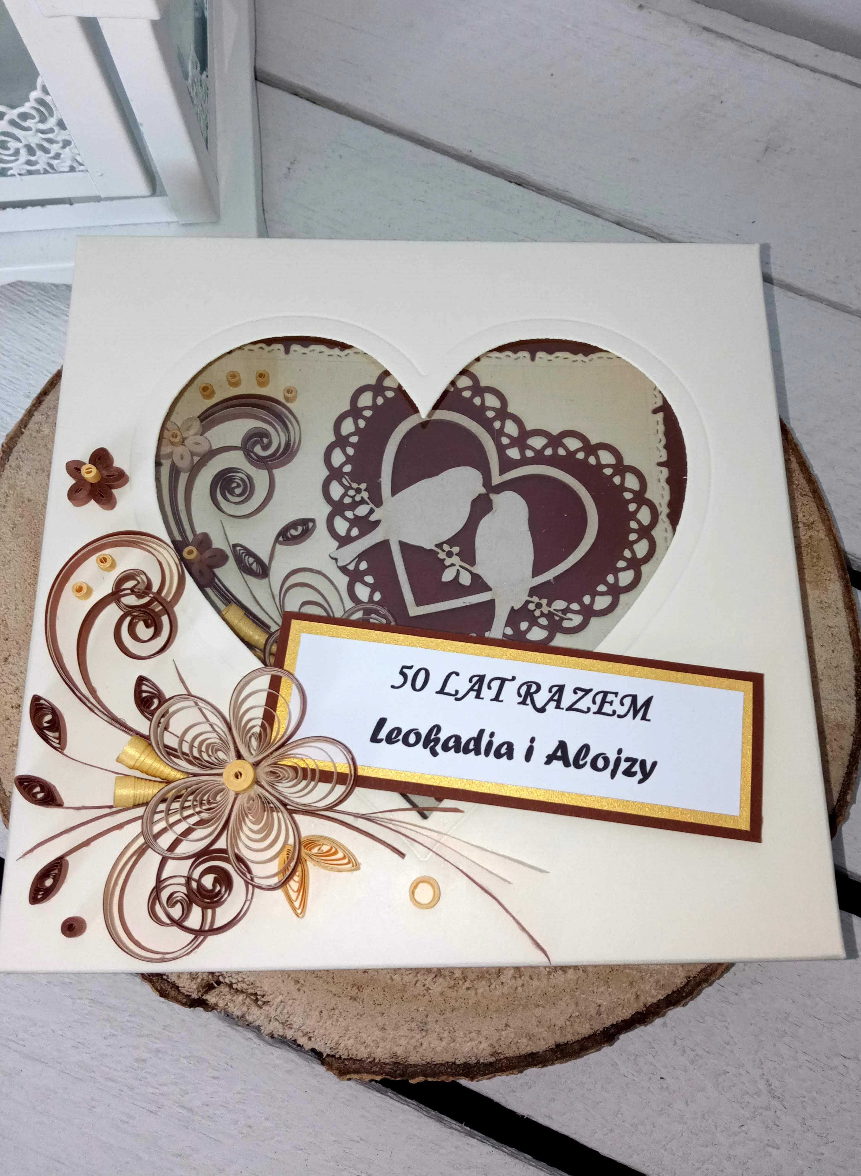 Kartki w pudełkach z okazji rocznicy ślubu złote gody srebrne gody