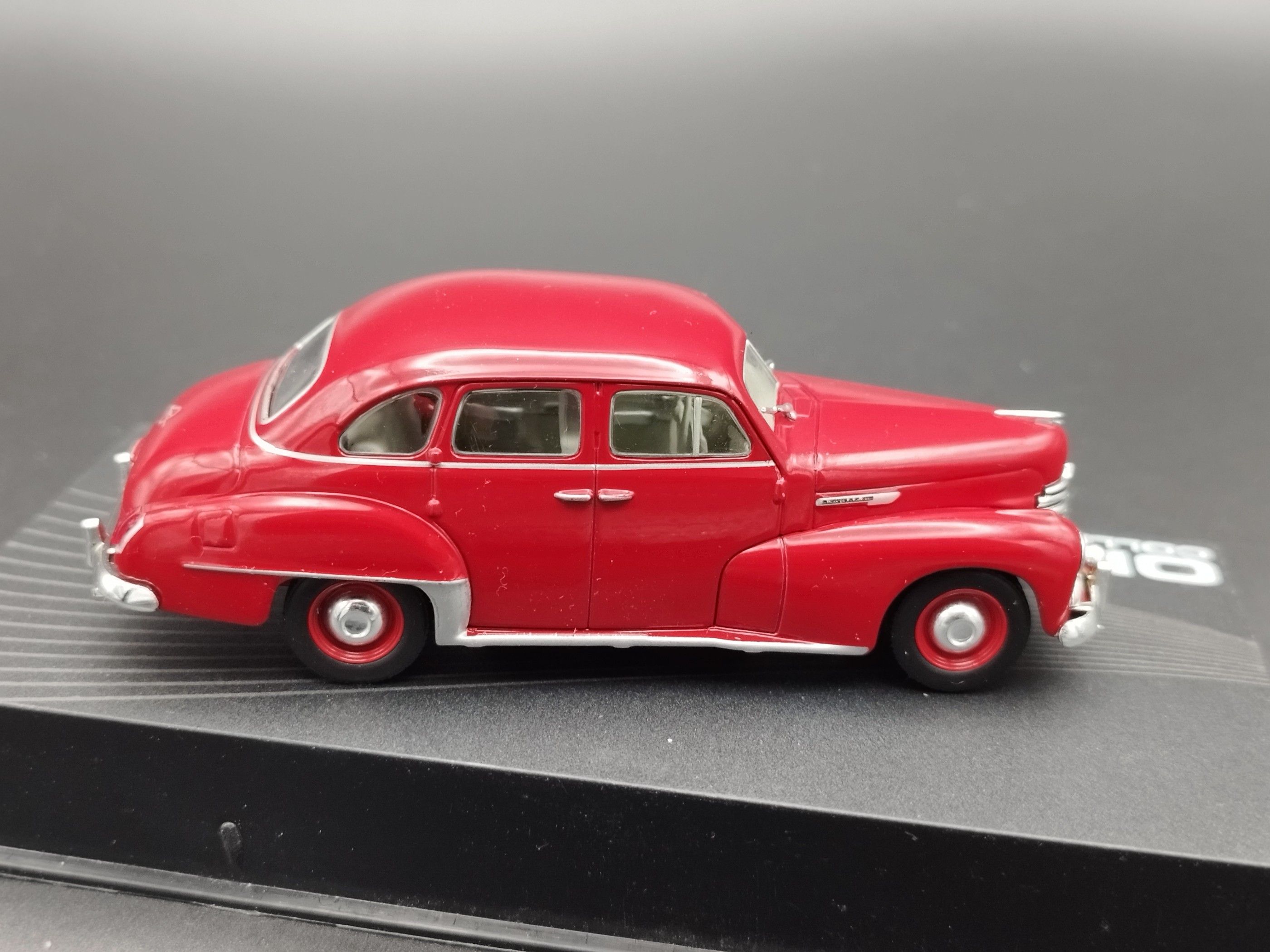 1:43 Opel Collection 1951-53 Opel Kapitan 51 model używany