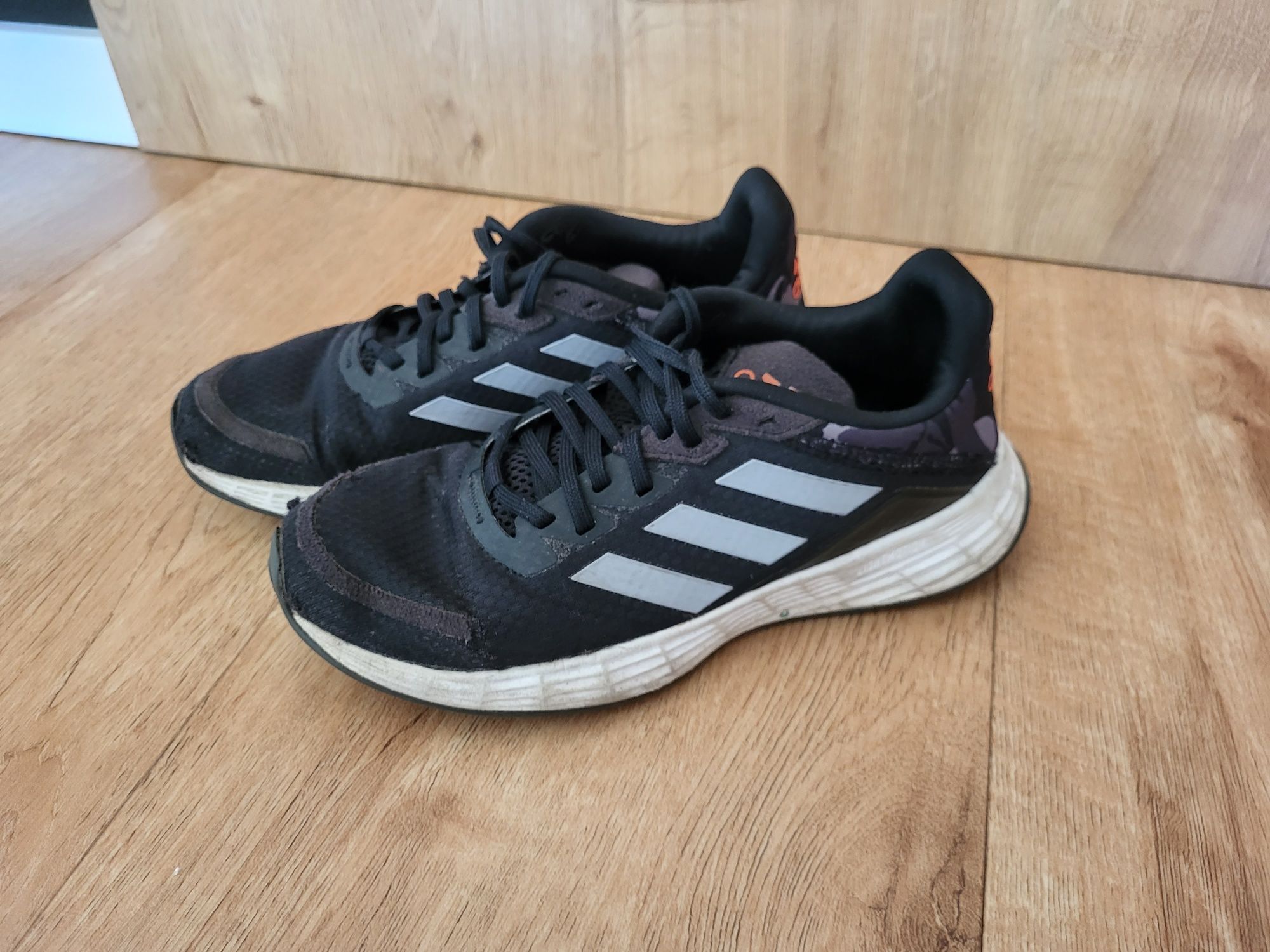 Adidas 37/23 cm buty sportowe sneakersy