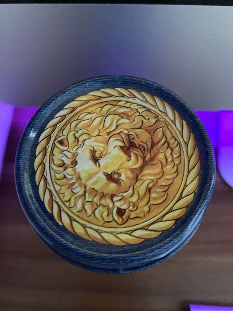 Versace blue jeans puszka opakowanie