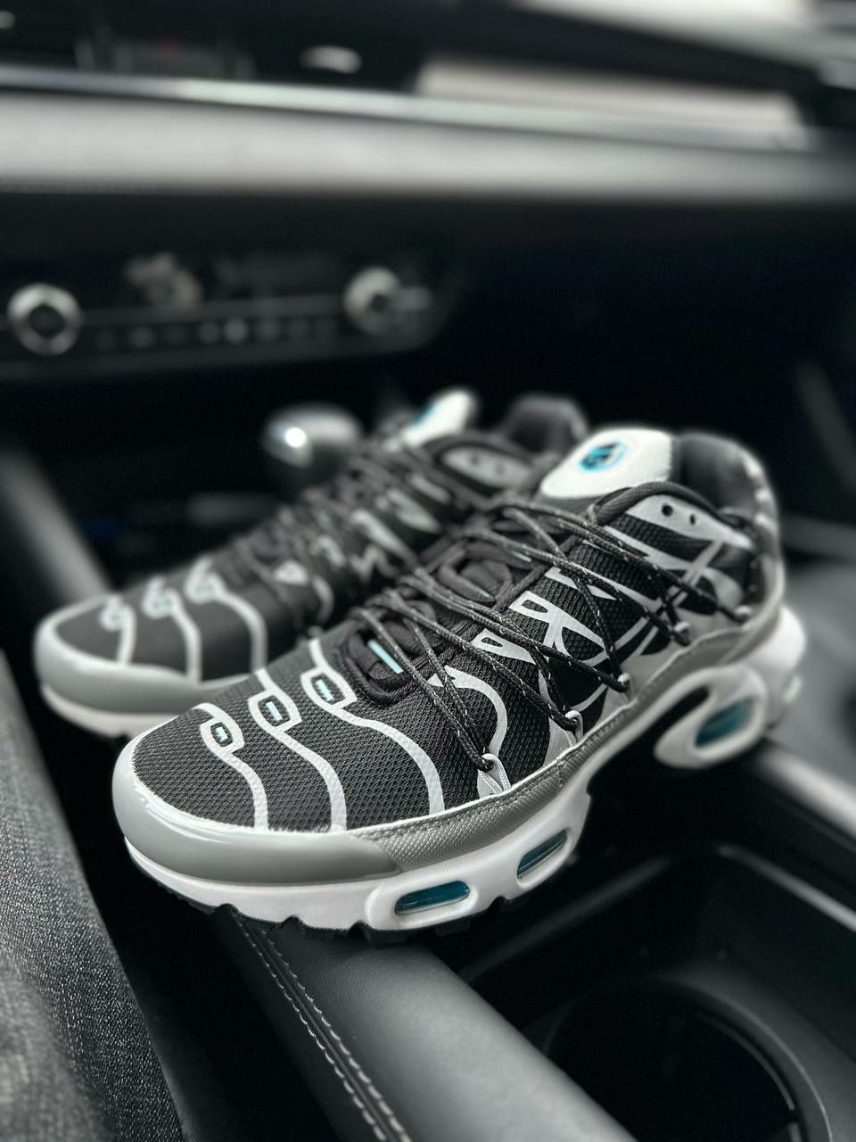 Nike air max tn plus lace toggle black grey/мужские кроссовки/nike