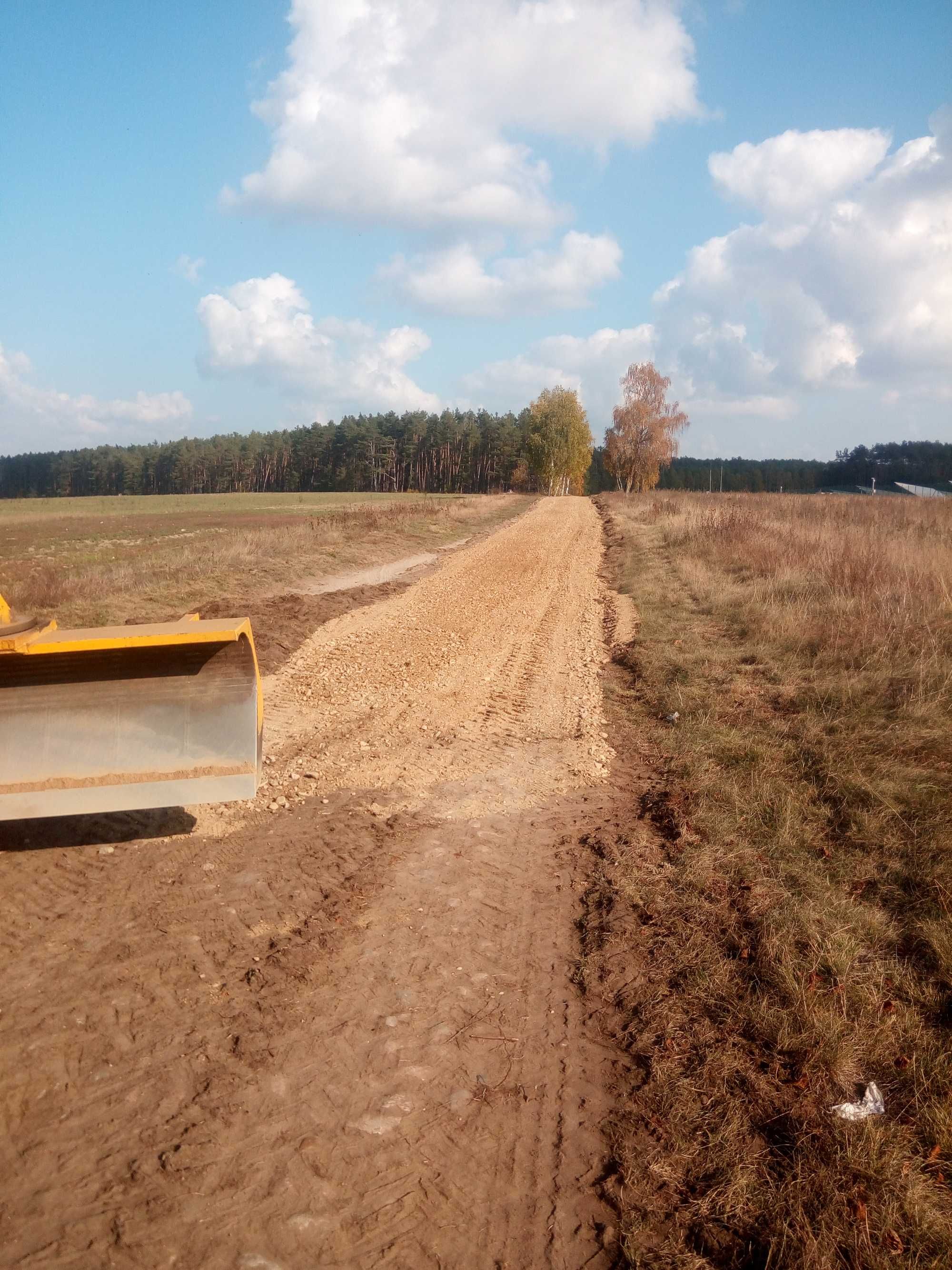 Usługi koparką, ładowarką,koszenie trawników, prace ziemne wycinka