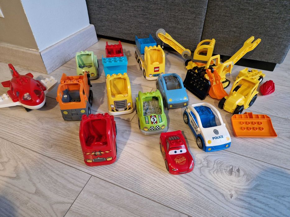 Lego DUPLO, duży zestaw, kolejka, pojazdy, ludziki, zwierzęta