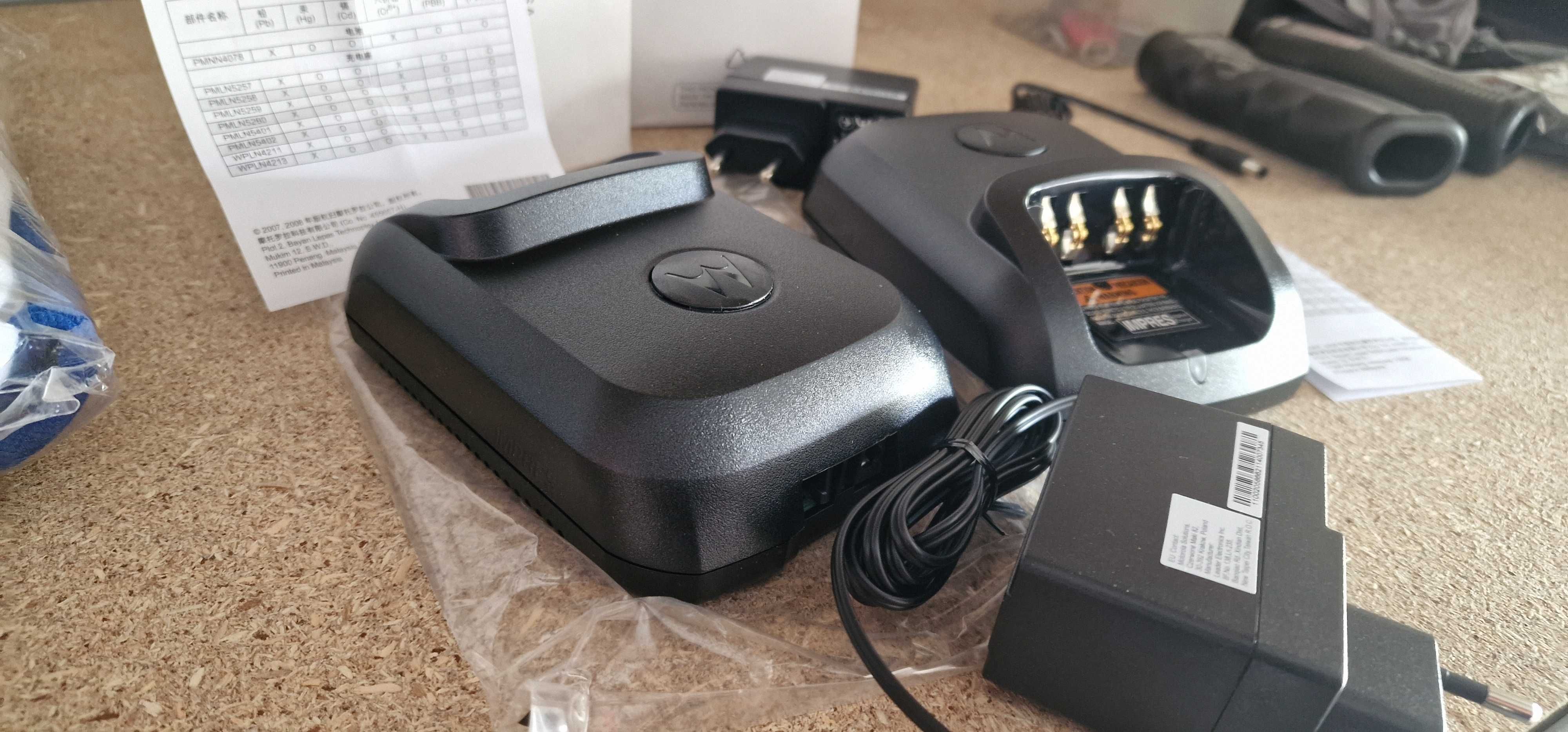 Ładowarka MOTOROLA MOTOTRBO IMPRES WPLN4255 do radiotelefonu DP...