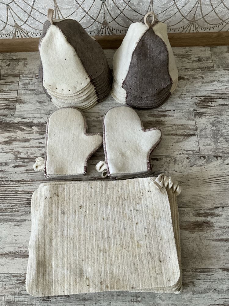 Шапки у сауну(баню),віник(дубовий),рукавиця і квадрат(100% шерсть)
