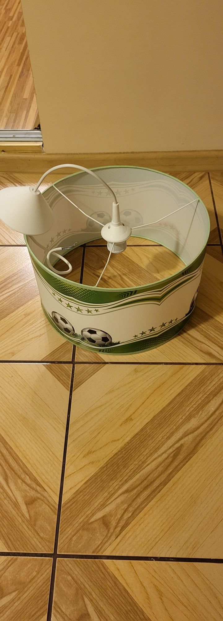 Lampa wisząca dla chłopca