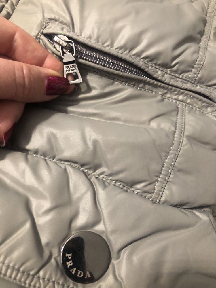 Prada - puchowa   kurtka rozmiar 36
