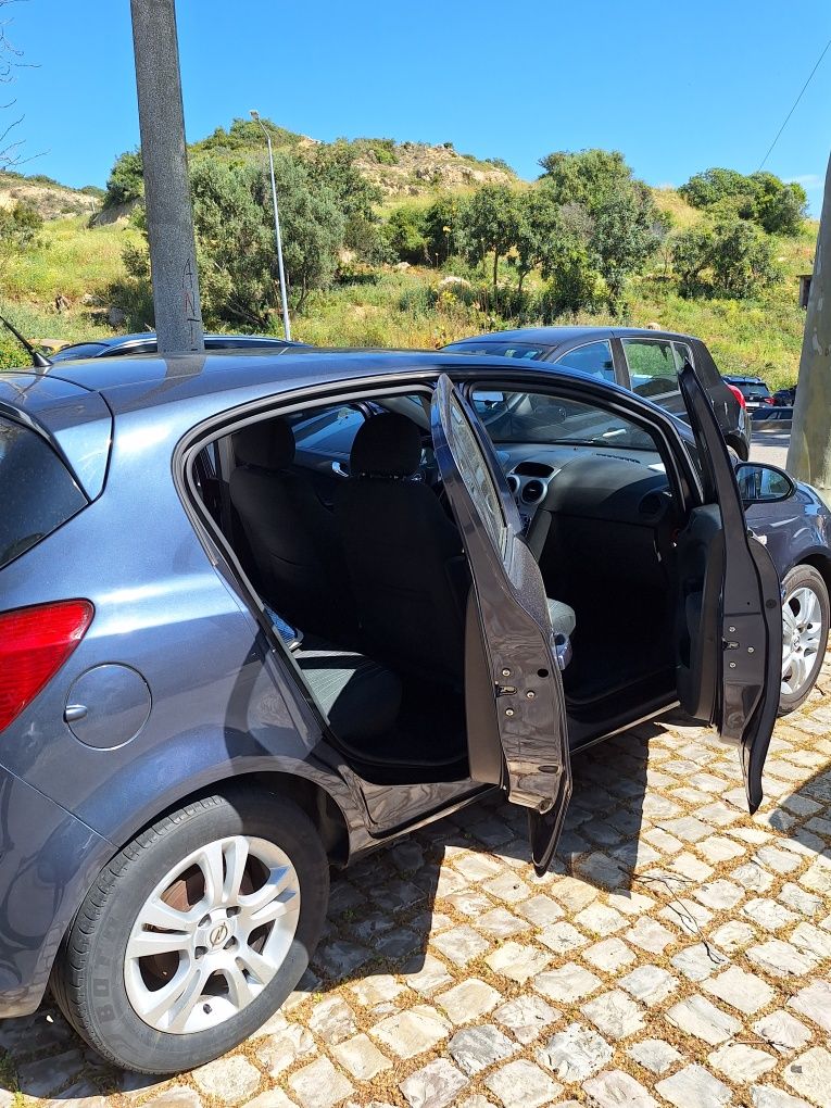 Vende-se Opel Corsa