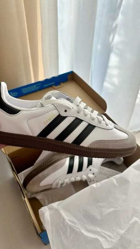 buty Adidas_Samba_OG_Cloud_Biały_Rdzeń_Czarny_Espadryle R.39