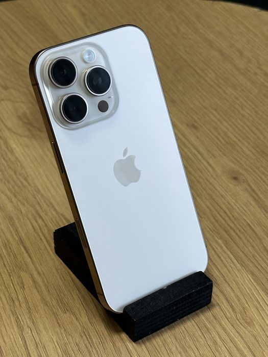 Apple iPhone 16 Pro 128 ГБ Desert Titanium