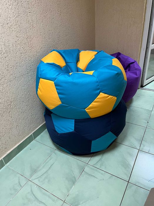 Крісла для дітей та дорослих, різні розміри. Безкаркасні вироби.