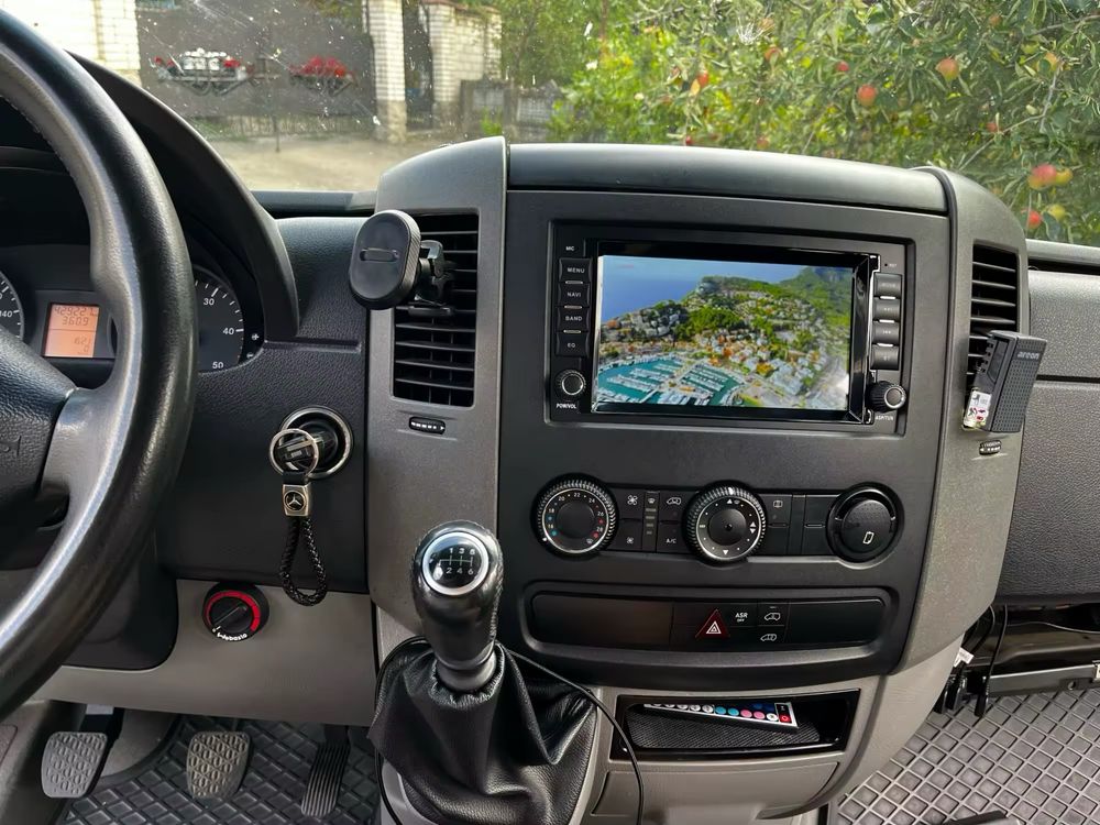 Магнитола Mercedes sprinter w906 B200 w245 w639 Vito viano crafter