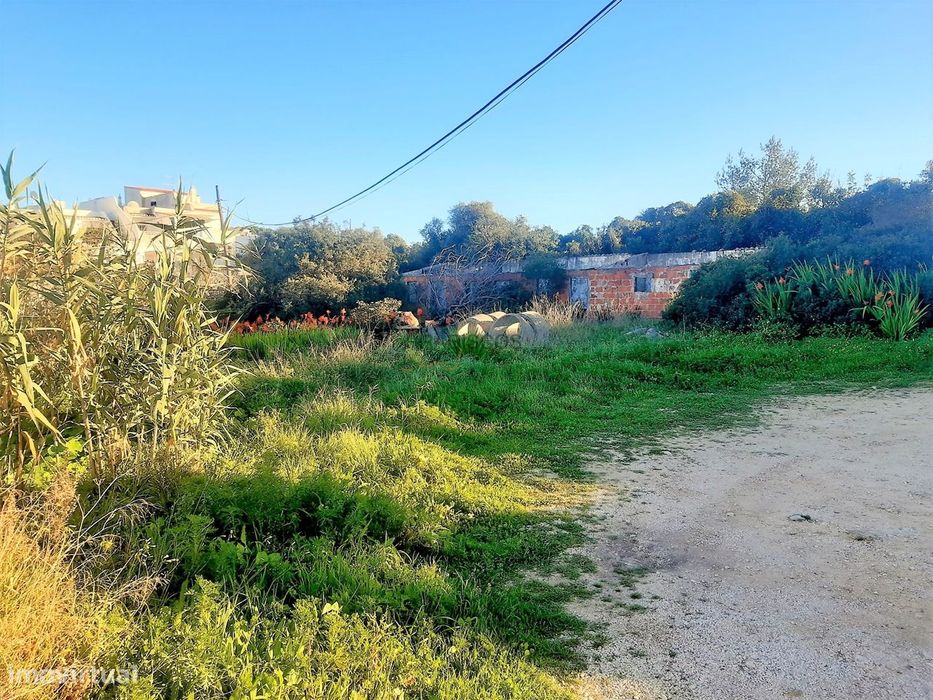 Lote terreno - construção moradia isolada - Vista mar - Carvoeiro - Al