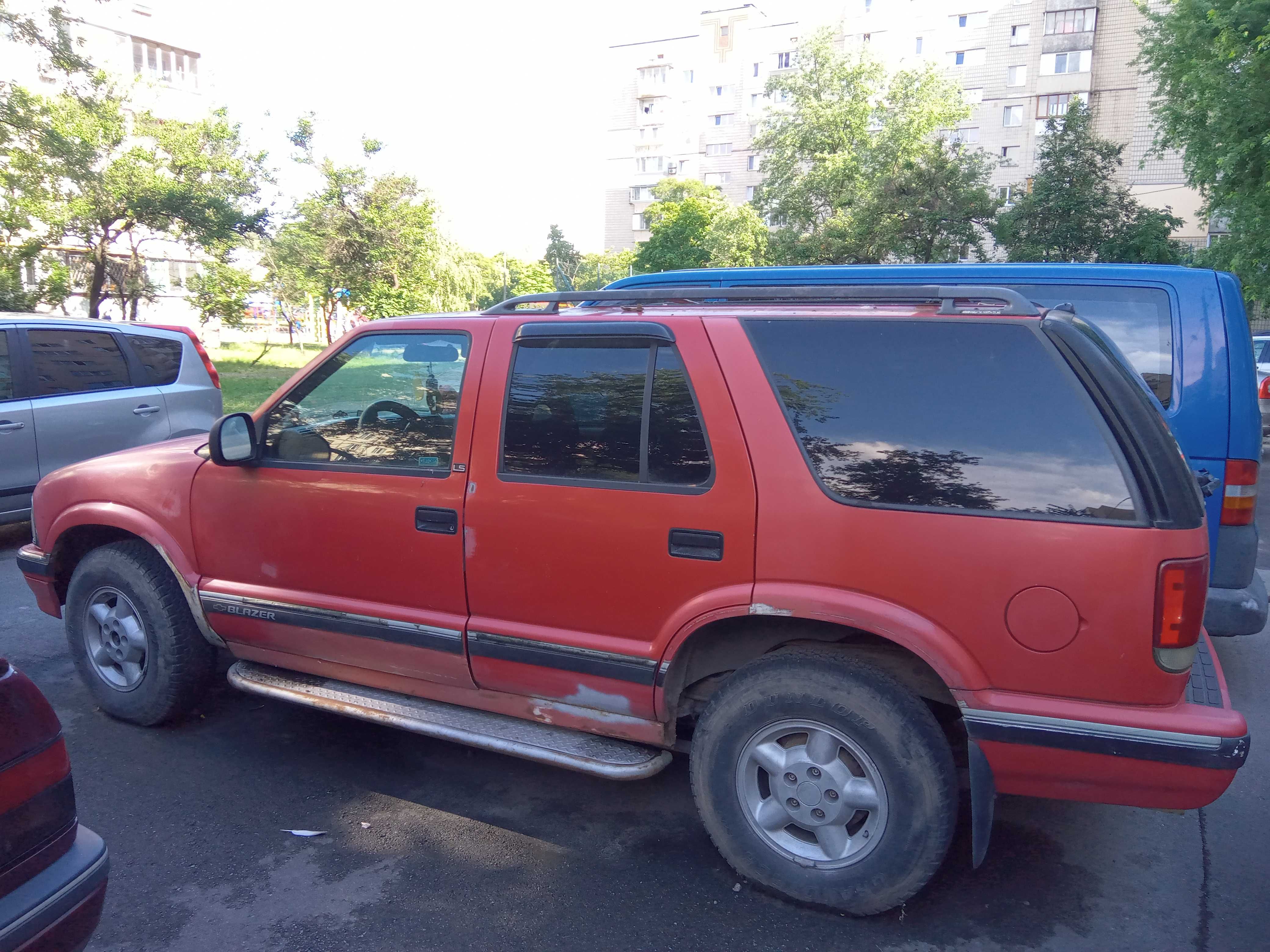 продам авто Chevrolete Blazer