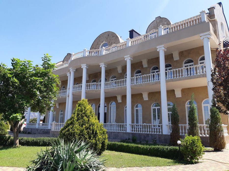 Продаю клубний будинок м.Миколаїв