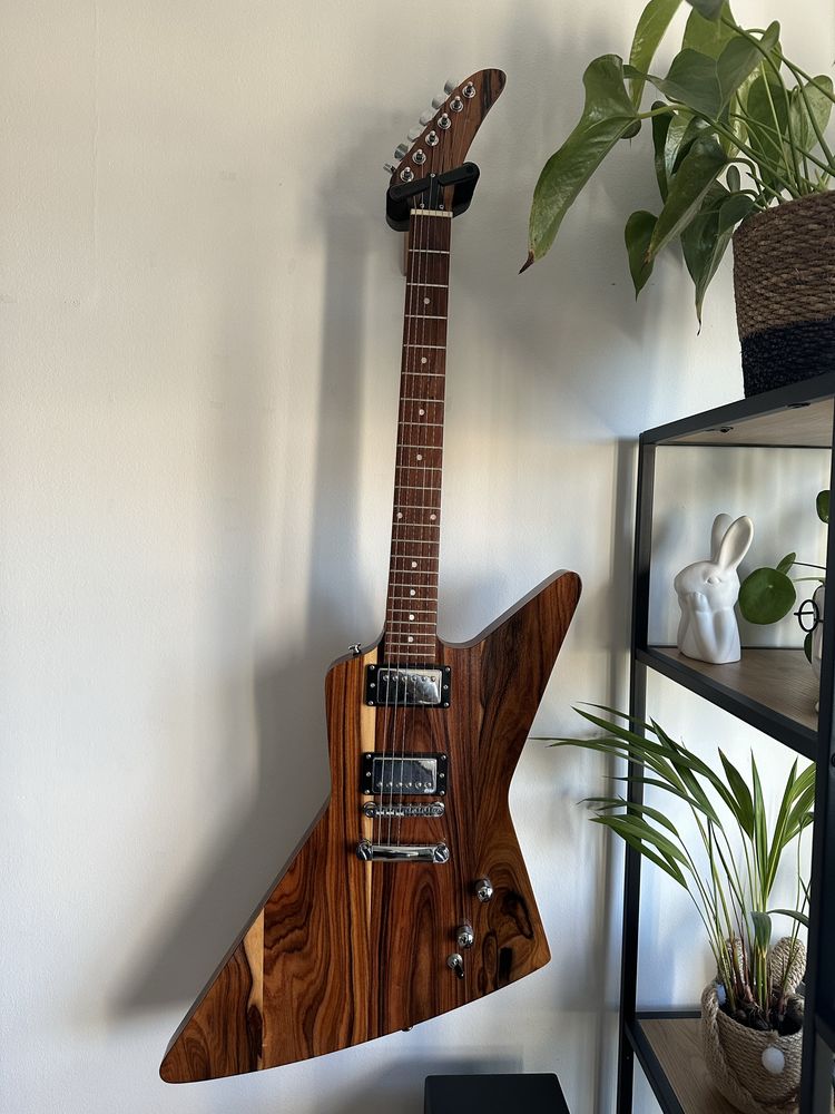 Gitara elektryczna Explorer - kit DIY