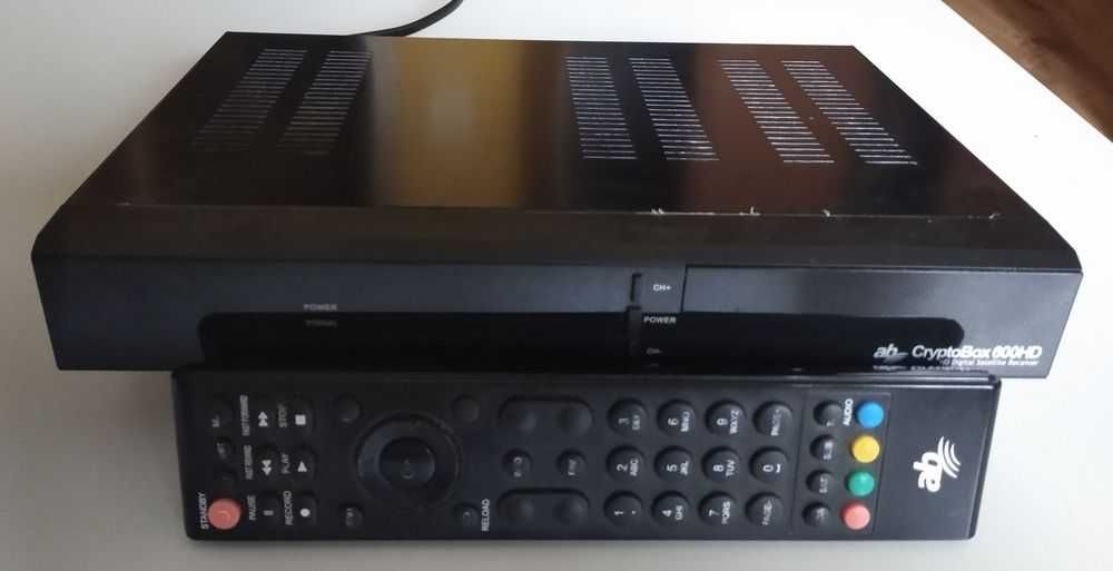 Dekoder, tuner satelitarny Cryptobox 600 HD
