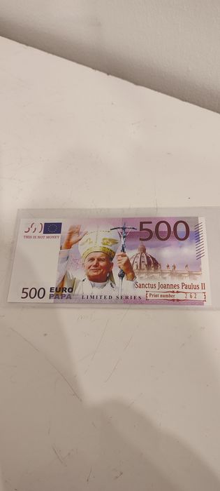 500 € banknot Jan Paweł II numer 262