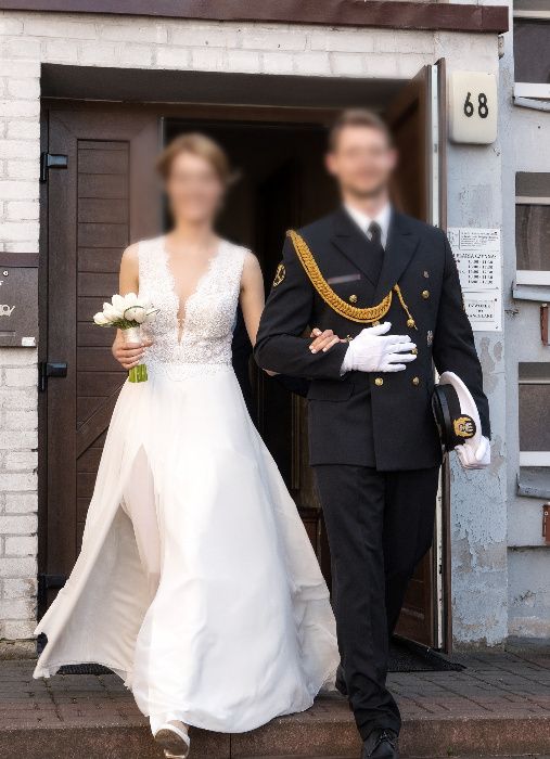 Suknia ślubna marki famosa / madonna, jak nowa