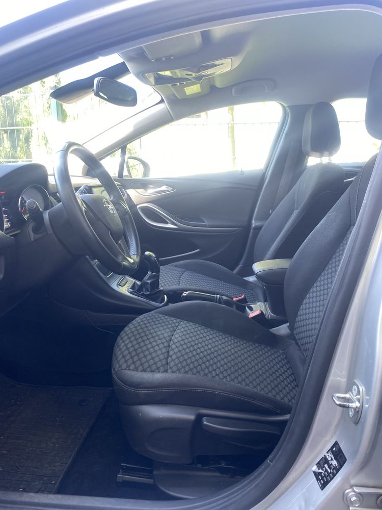 Opel Astra V 1,6 CDTI Enjoy