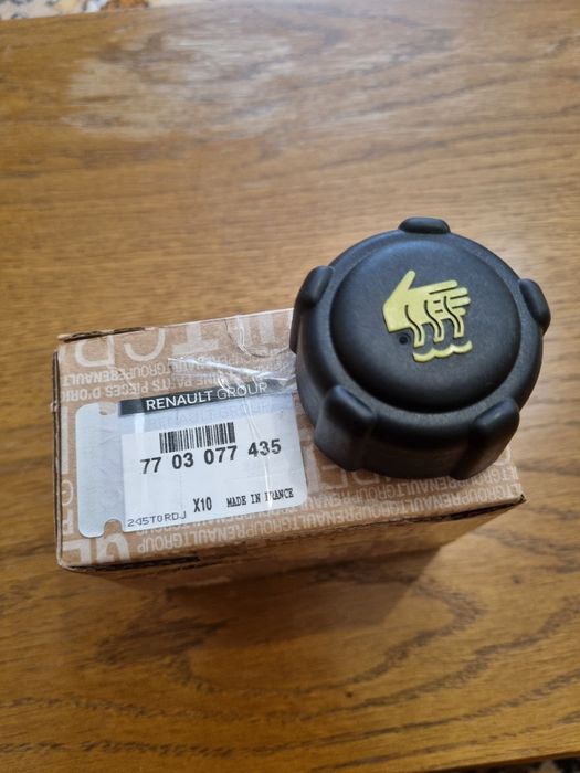 Крышка Renault Master