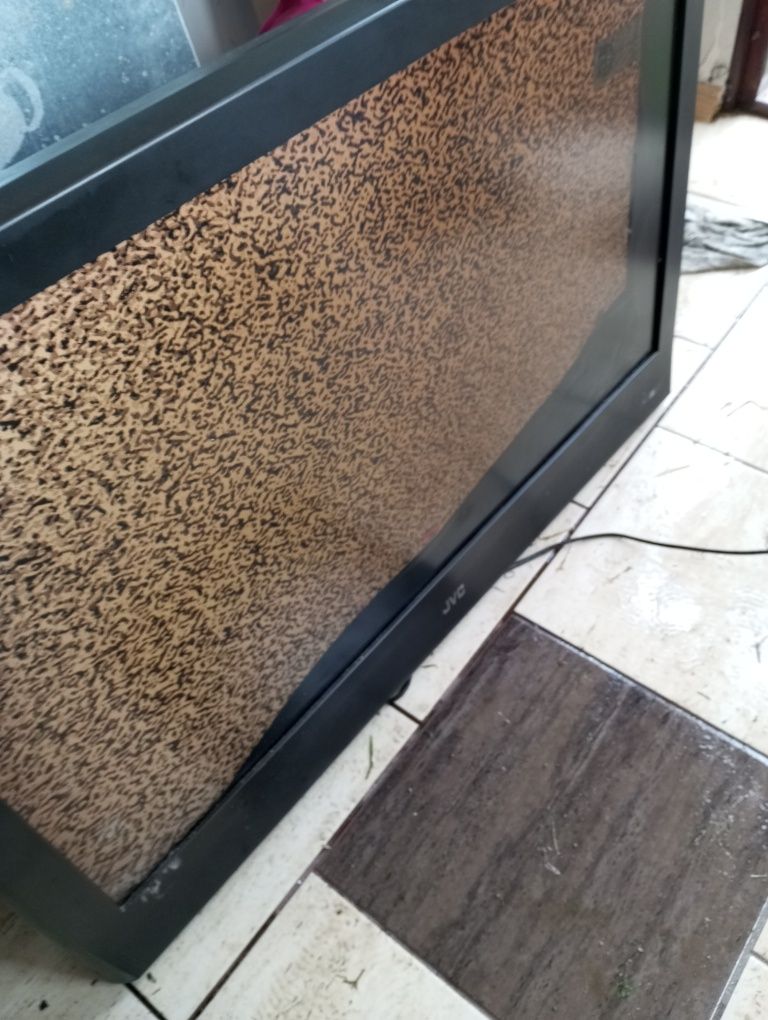 Telewizor  jvc 37 cali