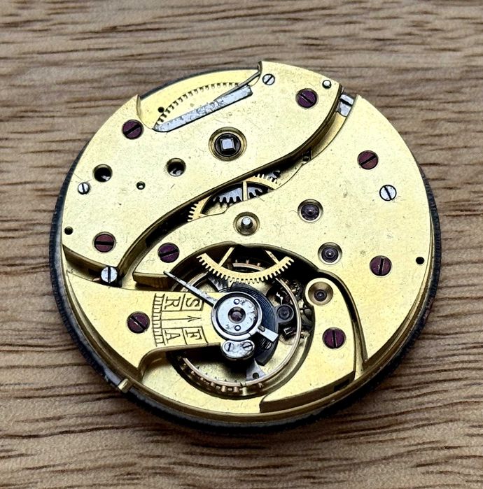 Szwajcarski mechanizm do zegarka kieszonkowego. Kotwica, balans ok.